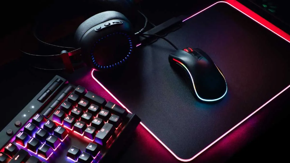 Accesorios gaming imprescindibles para mejorar tu rendimiento