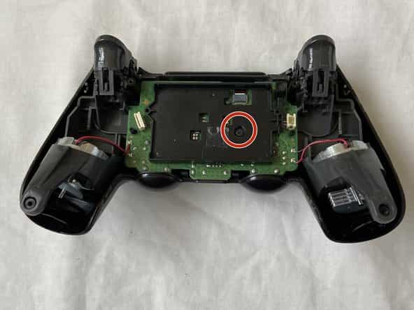 ¿Cómo solucionar la deriva del joystick del mando PS4 en PC?
